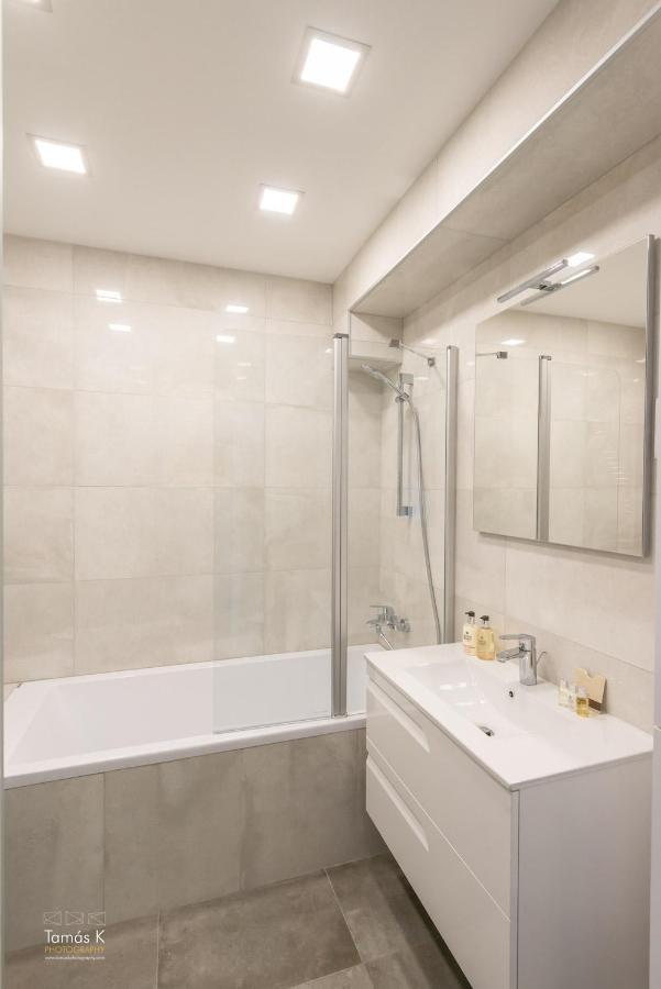 Imperial Suite With Basilika And Castle View Need Reservation For Free Parking Budapest Exterior foto